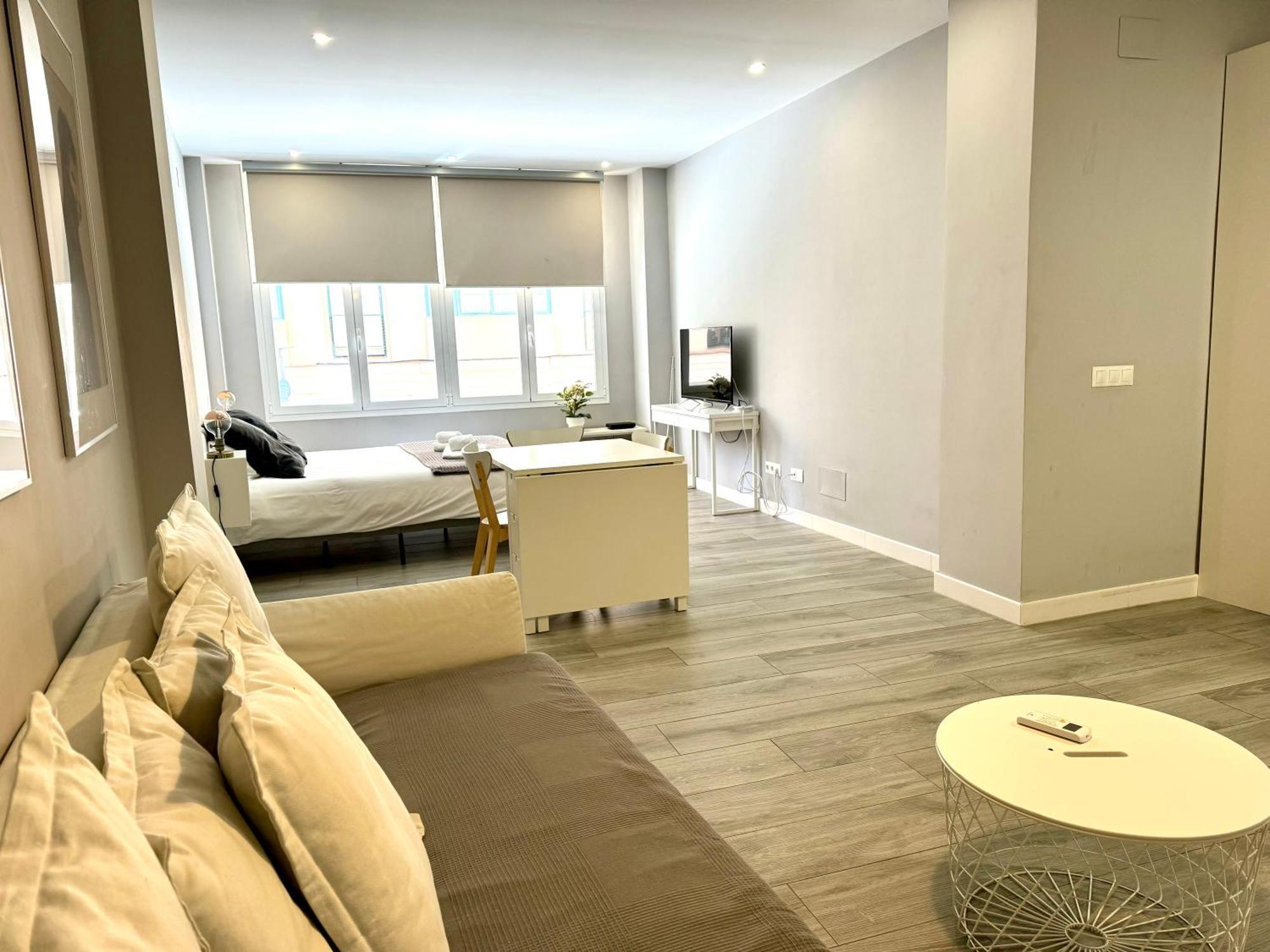 Lovely Studio In Hearth Of Soho - Alameda Principal Malaga Bagian luar foto