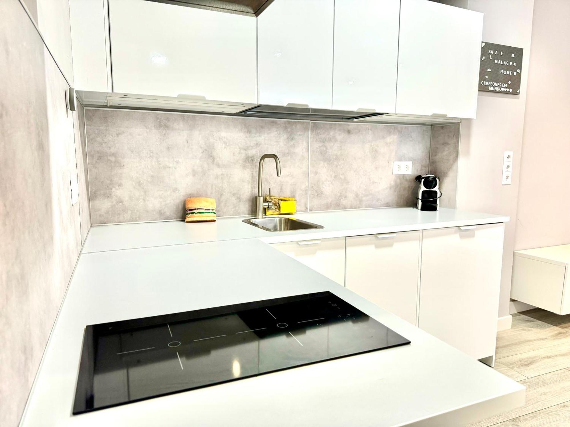 Lovely Studio In Hearth Of Soho - Alameda Principal Malaga Bagian luar foto
